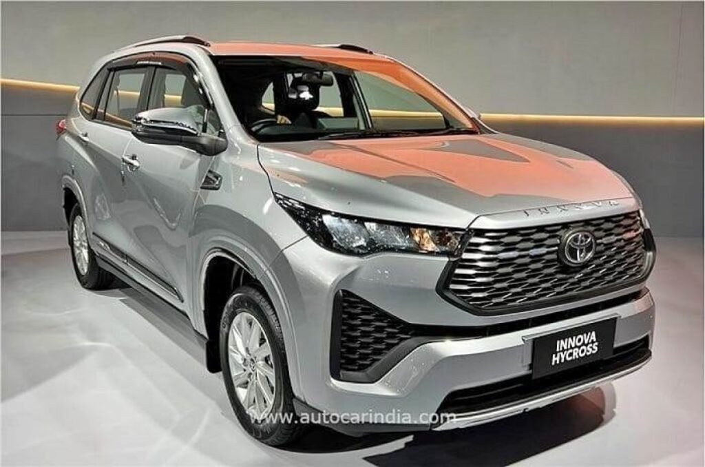 Toyota Innova Hycross